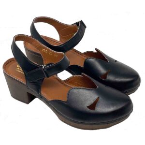 Rita Close toe small heel comfort pump