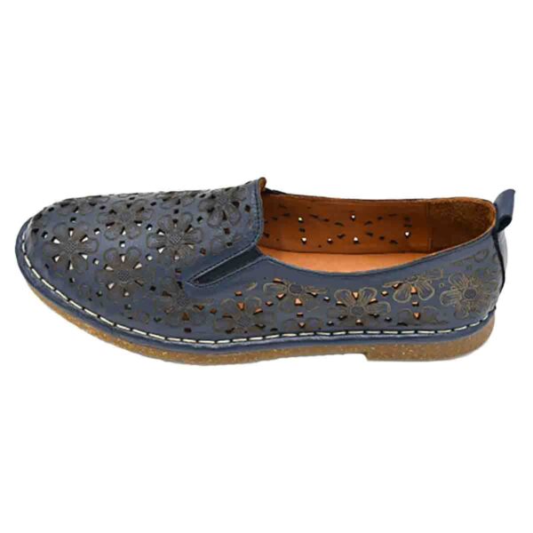 Vital Arch 186 Navy Perforated Flats