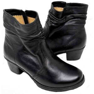 Softy relax fit ankle boots on small block heel only 38 left